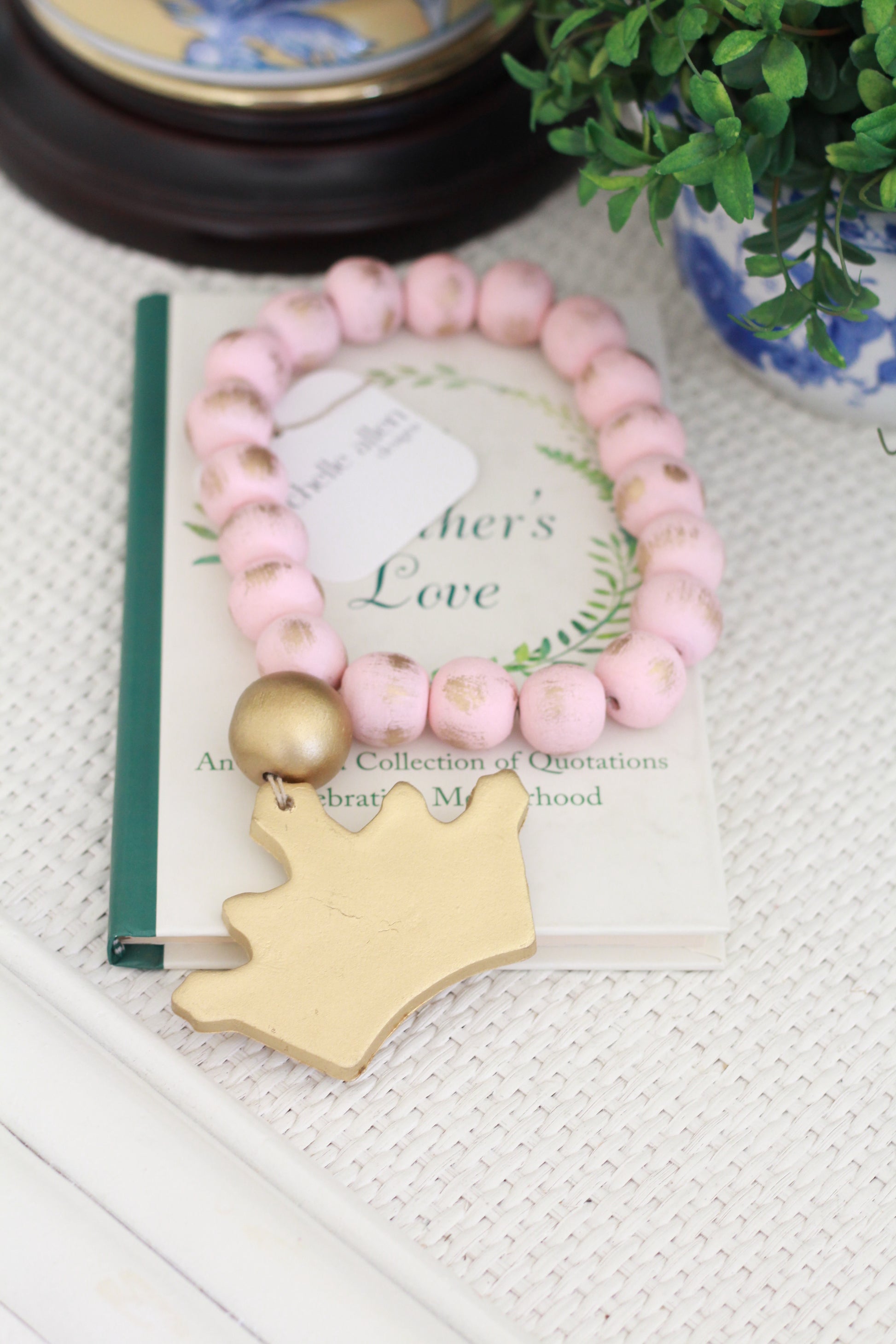 Decorative Gold Petite Crown | Pink Beads