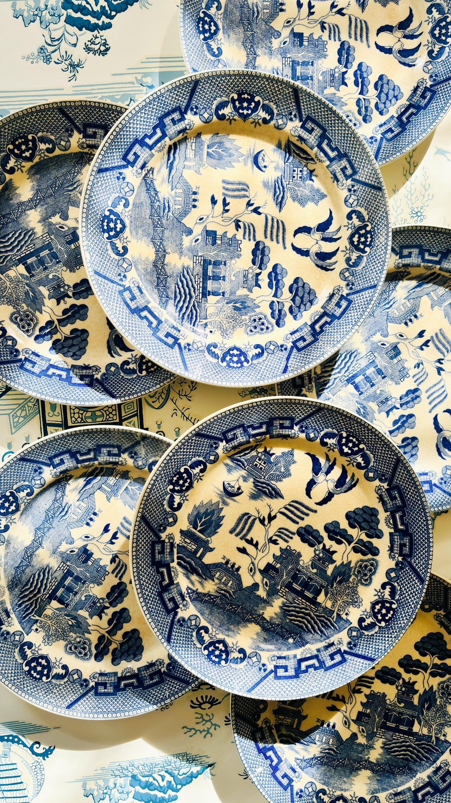 Set of 7 1950s Vintage Blue Willow Dinner Plates 9-1/4” - Made in Japan | Pagoda, Two birds, Cobalt blue | Free Shipping, Shop Now!