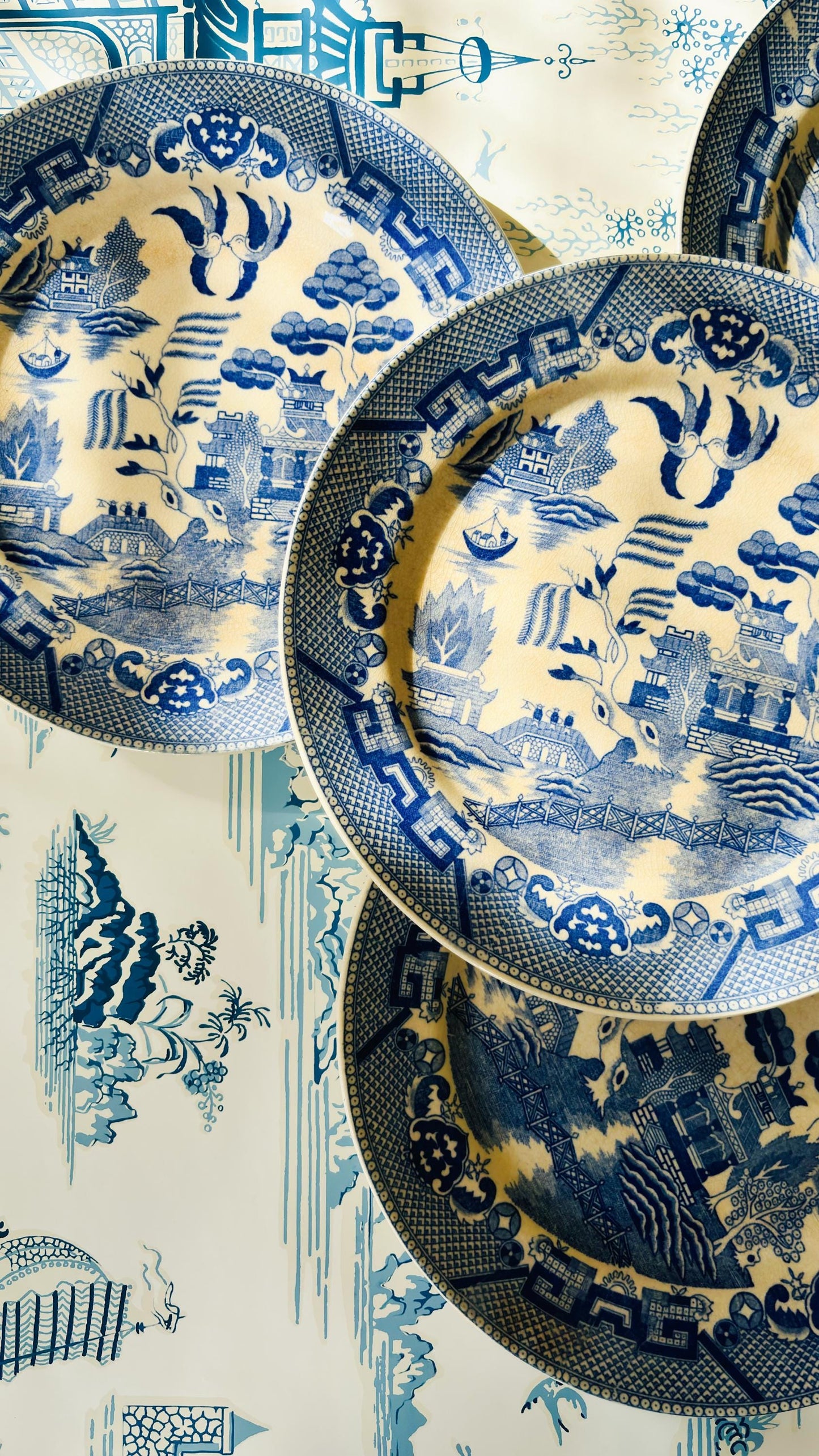 Set of 7 1950s Vintage Blue Willow Dinner Plates 9-1/4” - Made in Japan | Pagoda, Two birds, Cobalt blue | Free Shipping, Shop Now!